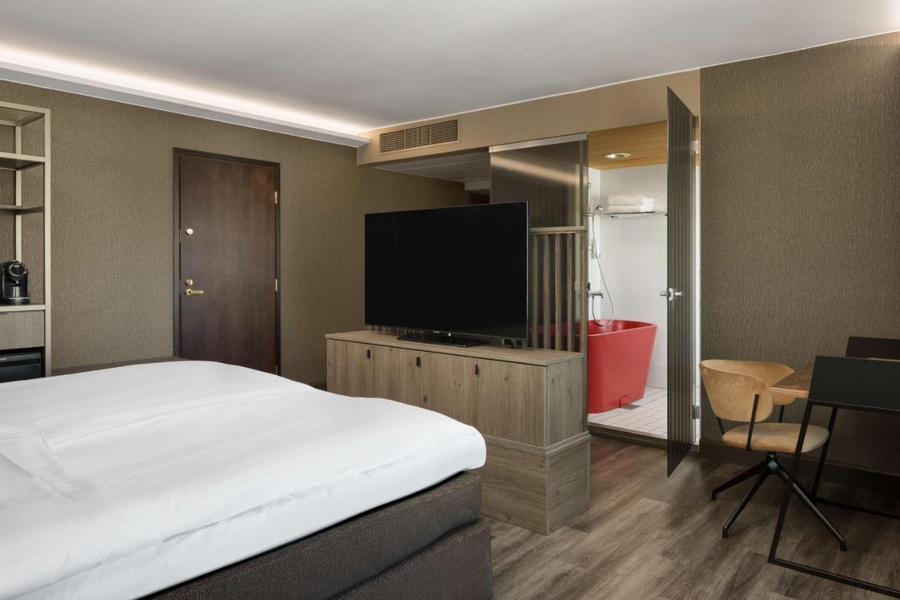 Radisson Blu Marina Palace Hotel, Турку Екстериор снимка