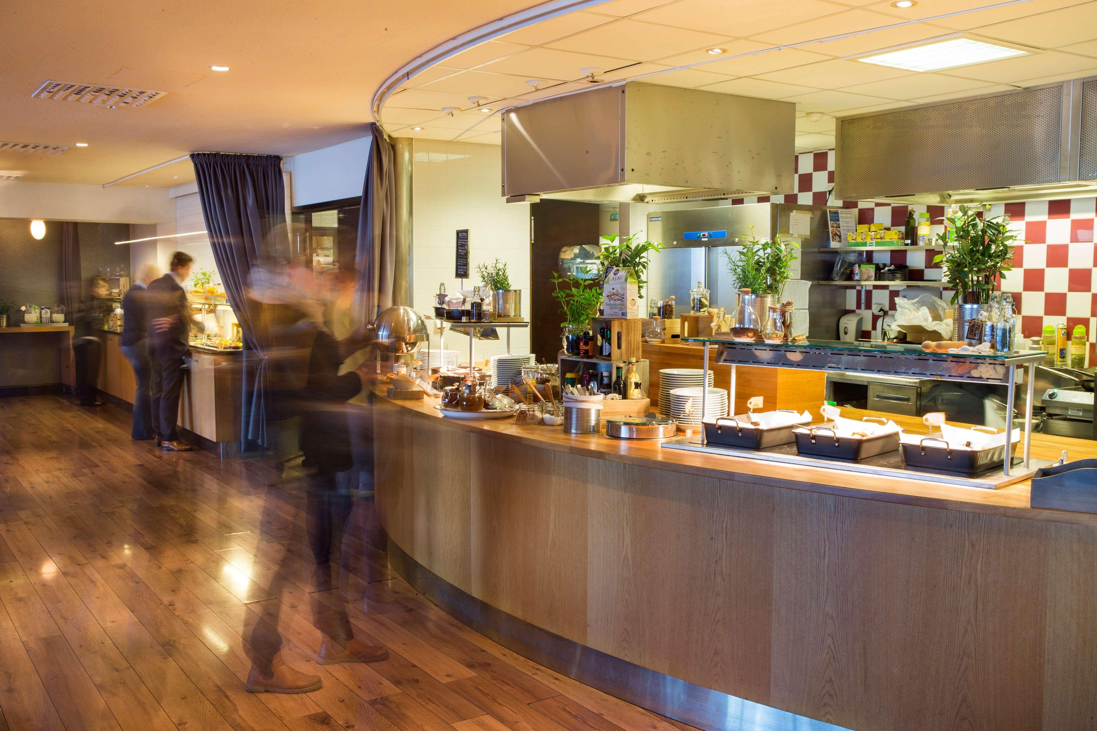 Radisson Blu Marina Palace Hotel, Турку Екстериор снимка