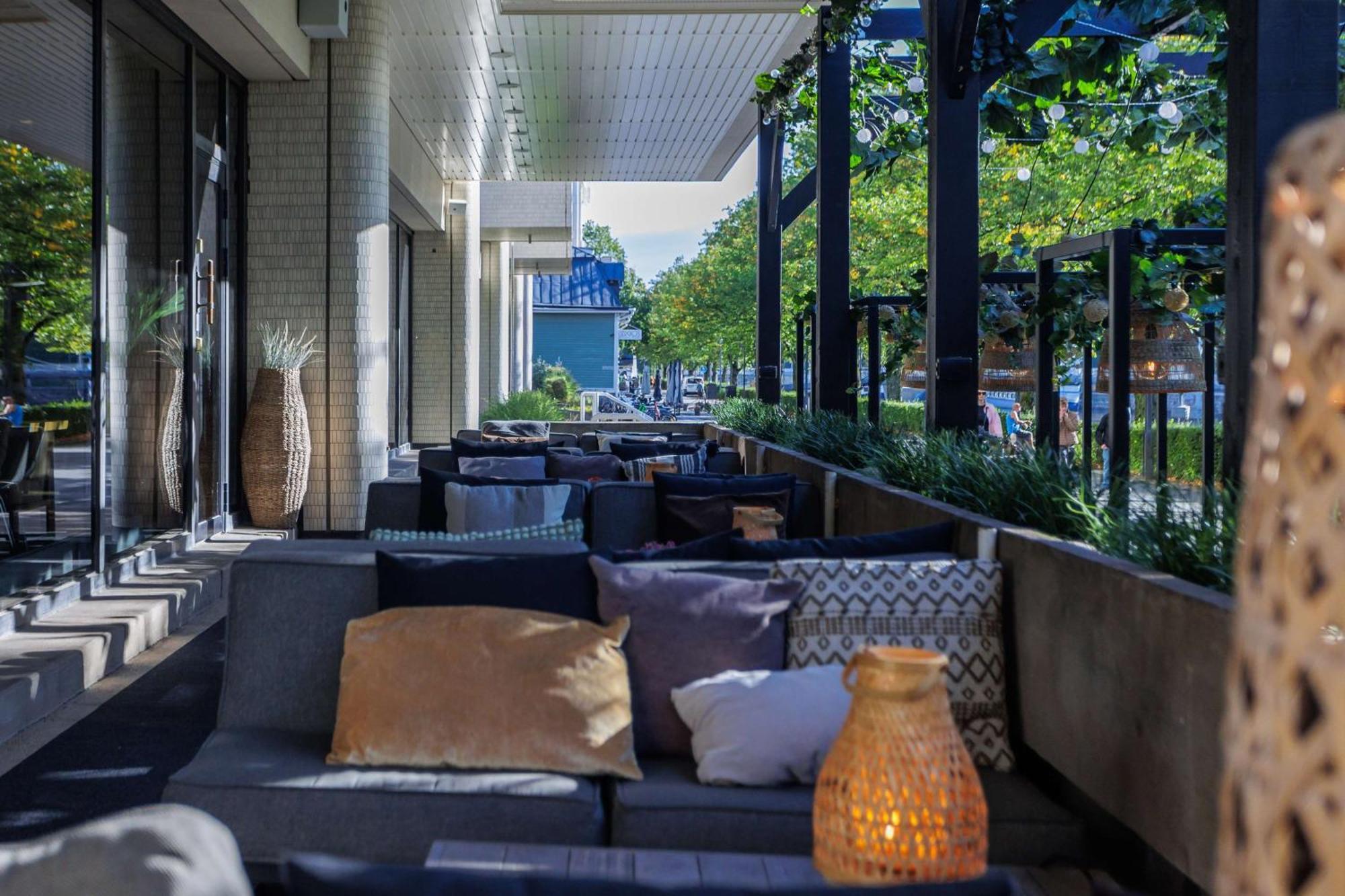 Radisson Blu Marina Palace Hotel, Турку Екстериор снимка